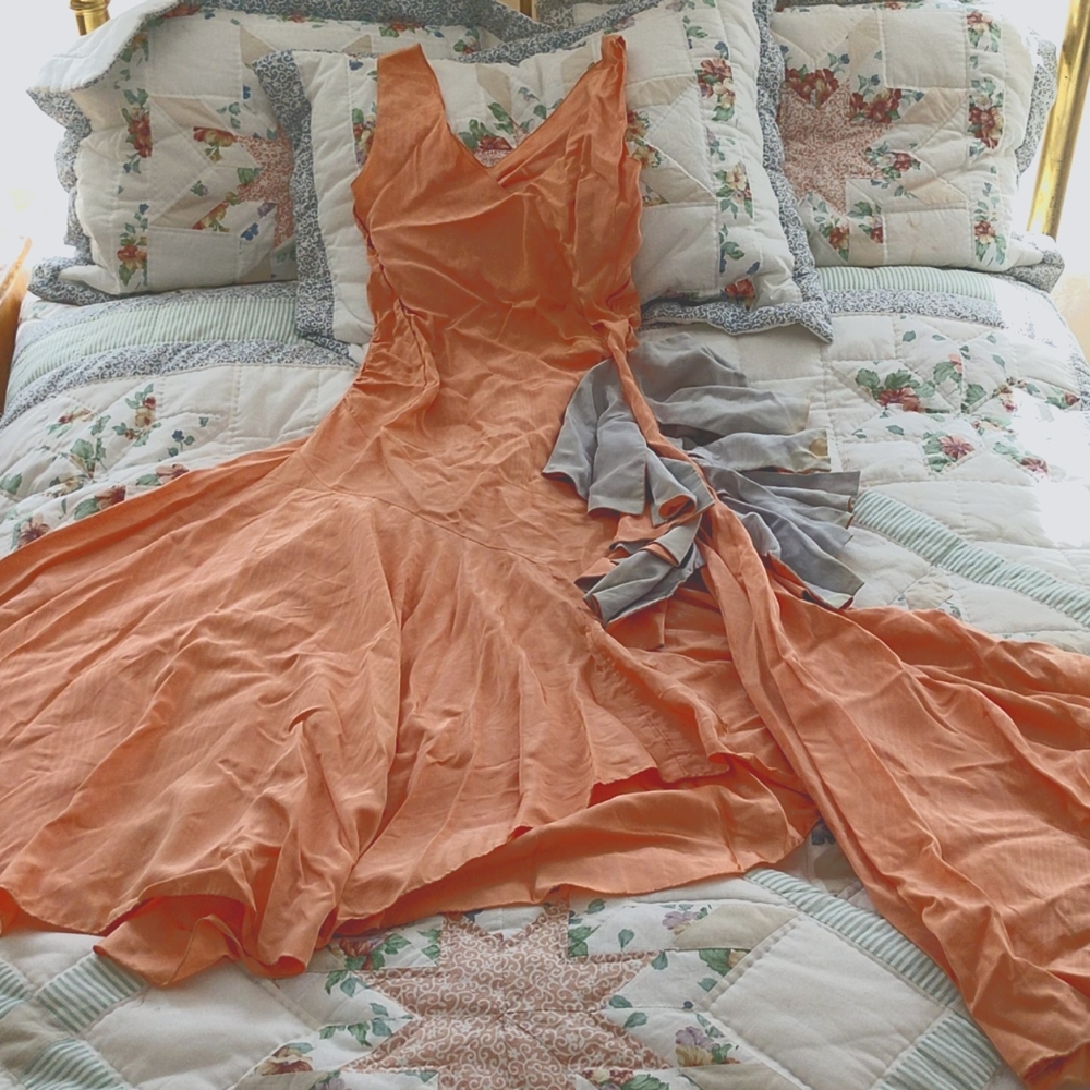 TRUE ANTIQUE 1920s Asymmetrical SILK MOIRE Marvelous FLAPPER DRESS